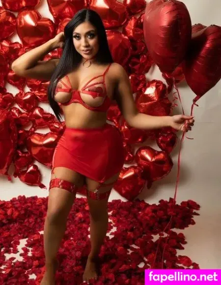 Queenbeeortega OnlyFans Thumbnail #CvYjOvZShO