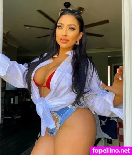 Queenbeeortega OnlyFans Thumbnail #WuDaUUQzri