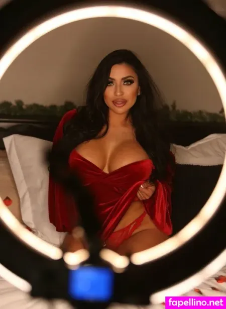 Queenbeeortega OnlyFans Thumbnail #o0HZ6VdWce