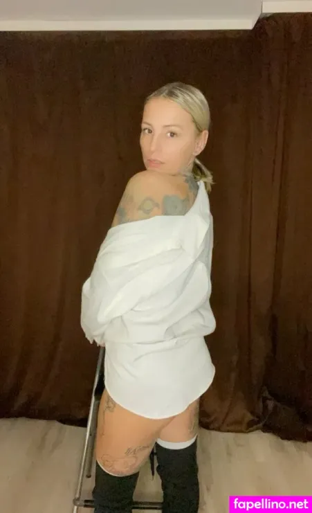Queenbellaaria OnlyFans Thumbnail #5ObxjLosXv