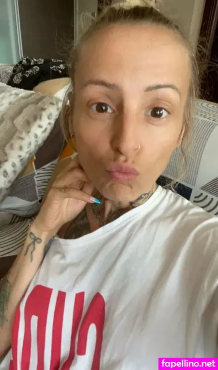 Queenbellaaria OnlyFans Thumbnail #fAZ8wd3HWq