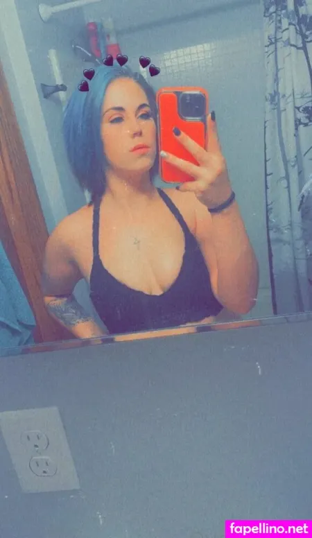 Queenbitch1998 OnlyFans Thumbnail #4oIoxbgZJR