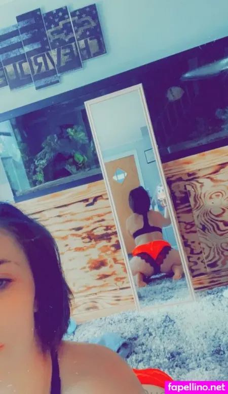 Queenbitch1998 OnlyFans Thumbnail #FC8fZHn8on