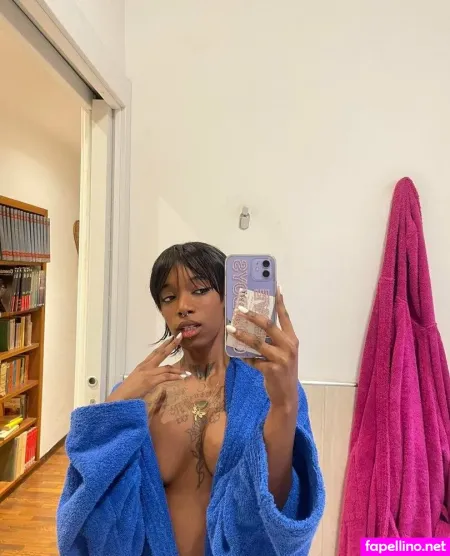 Queenblack699 OnlyFans Thumbnail #DLIZMYg6d8