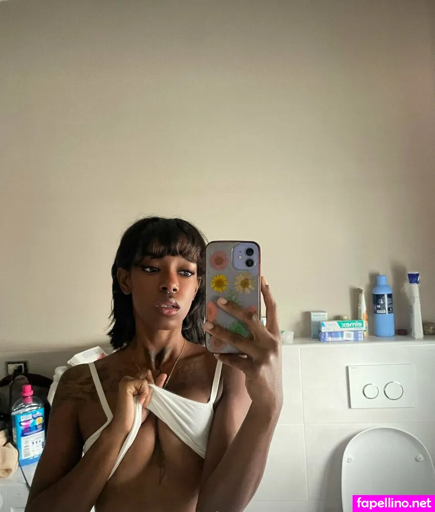 queenblack339, queenblack699 Nude Leaked OnlyFans Photo #KaFSYiO9Bu