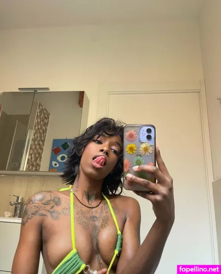 Queenblack699 OnlyFans Thumbnail #QU4uh1Qm6Z