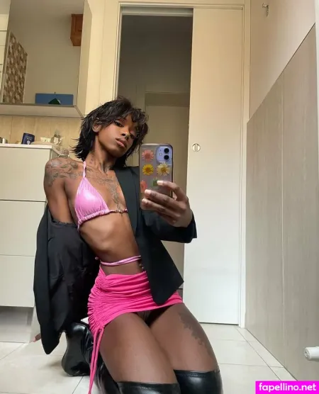 Queenblack699 OnlyFans Thumbnail #ct9HBF5Ahk