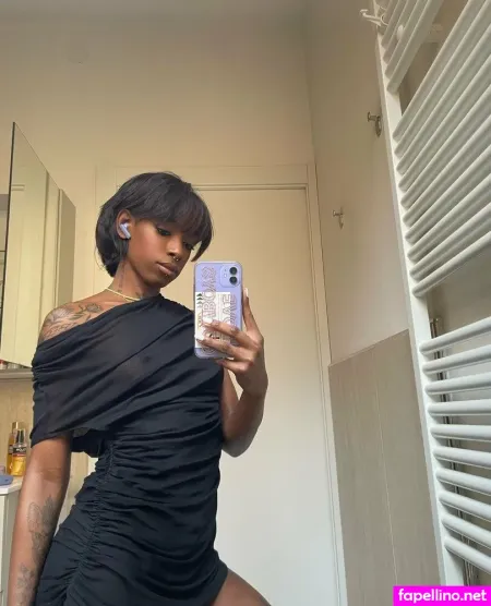 Queenblack699 OnlyFans Thumbnail #dOABby1wCg