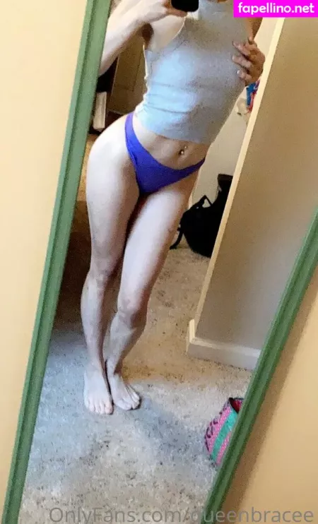 Queenbracee OnlyFans Thumbnail #moaQOqDJw8