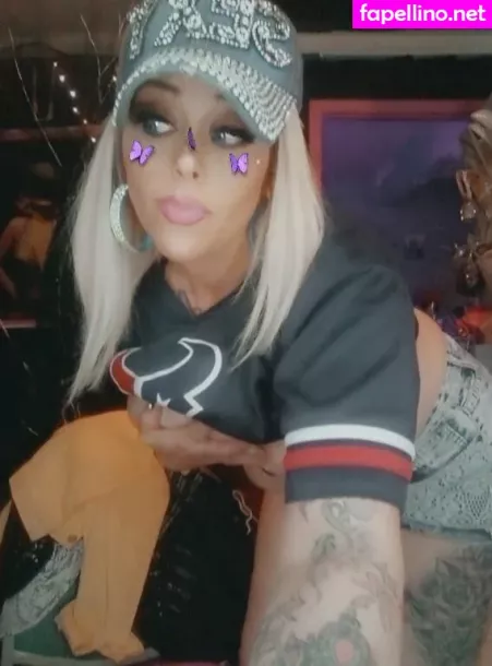 Queenbunni44 OnlyFans Thumbnail #BvlLmgbhhu