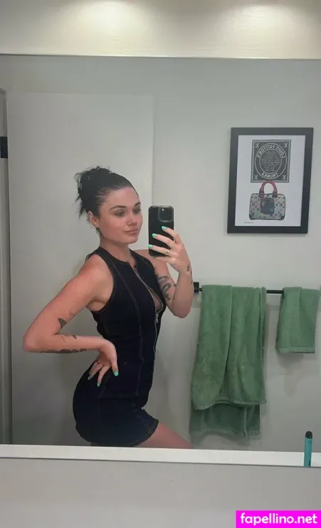 Queencassidyy 1 OnlyFans Thumbnail #6d5Kihh6Lr