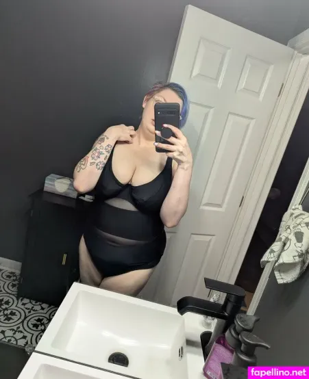 Queencattzs OnlyFans Thumbnail #1oj4Kh6MMV