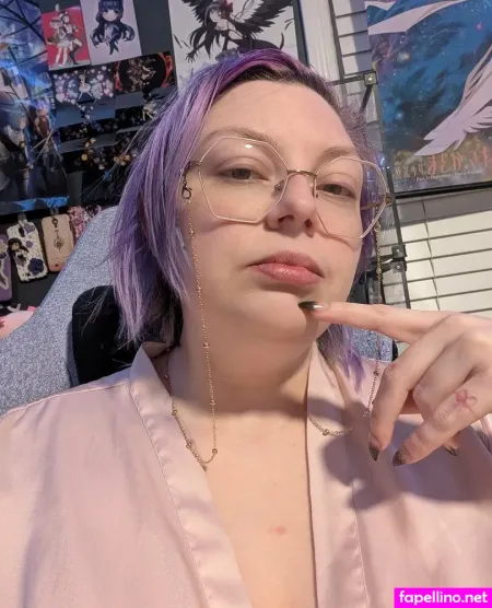 Queencattzs OnlyFans Thumbnail #2G6MRqoMtw