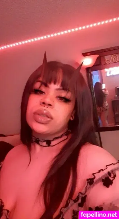 Queencavaiani OnlyFans Thumbnail #WB4zpqxwZh