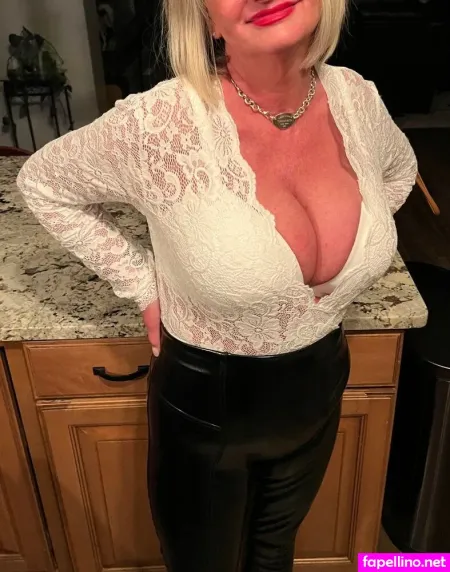 Queencityqos OnlyFans Thumbnail #j01scN5EKO