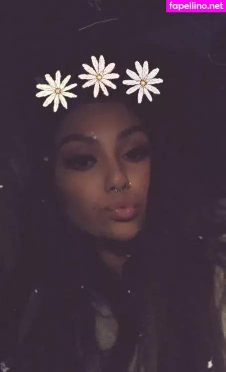 Queencurls OnlyFans Thumbnail #Ven1ldjPAW