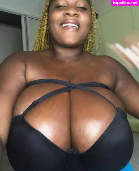 Queendiamond OnlyFans Thumbnail #X8GFrEDntn