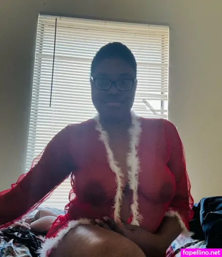 Queendrake28 OnlyFans Thumbnail #UvJd8bTvhz