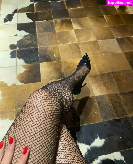 Queenece OnlyFans Thumbnail #3bwqgIWjzN