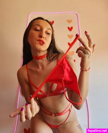 Queenemmastanley OnlyFans Thumbnail #h8EjmJeDKa