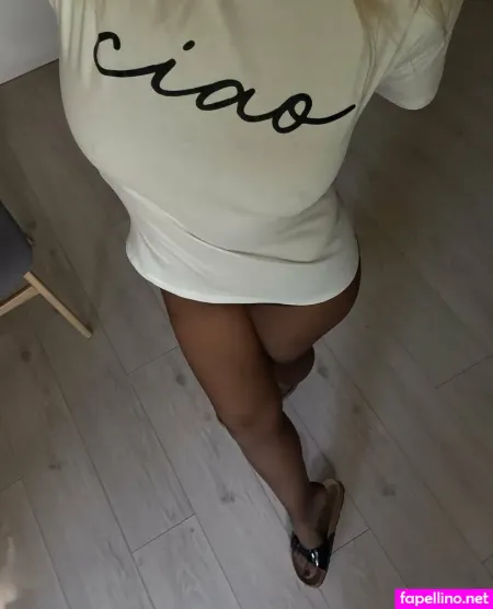 Queenfeetred OnlyFans Thumbnail #TzknGVzdEA