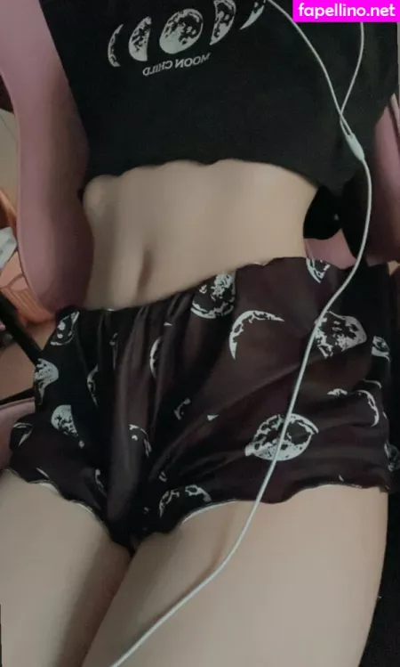 Queenfelicia18 OnlyFans Thumbnail #2aei4MkhMi