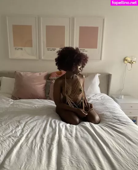 Queenflexi OnlyFans Thumbnail #Zh8vqJE3e0