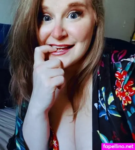 Queengoldi OnlyFans Thumbnail #HQas1IhXpQ