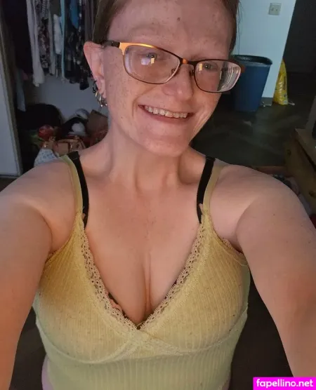 Queengreeneyes420 OnlyFans Thumbnail #3qBkt1Ww1H