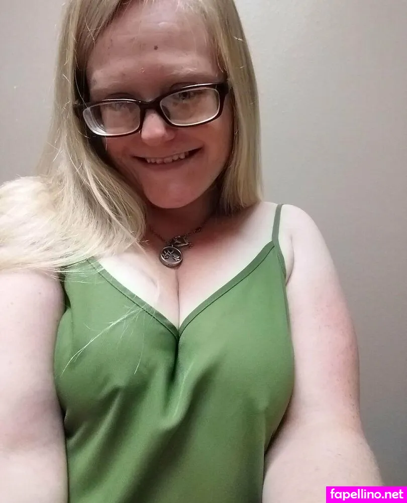 queen_green_eyeys_mary, queengreeneyes420 Nude Leaked OnlyFans Photo #o40gYe9TeI