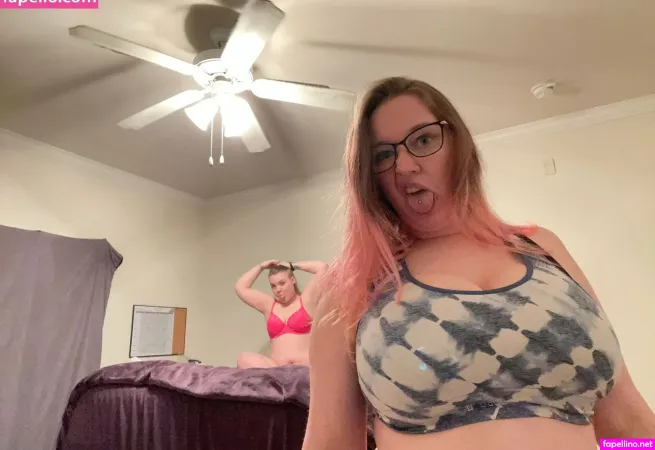 Queenhails22 OnlyFans Thumbnail #JZP0npCQQk