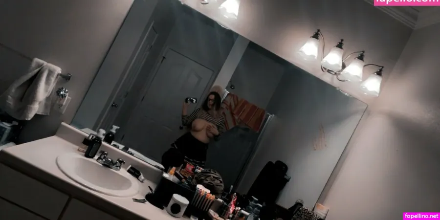 Queenhails22 OnlyFans Thumbnail #hDDHMEraBy