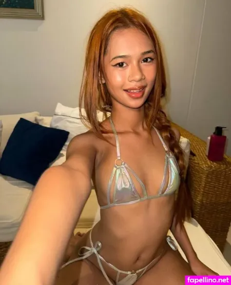 Queenie 18 OnlyFans Thumbnail #WUmIdZLIMO