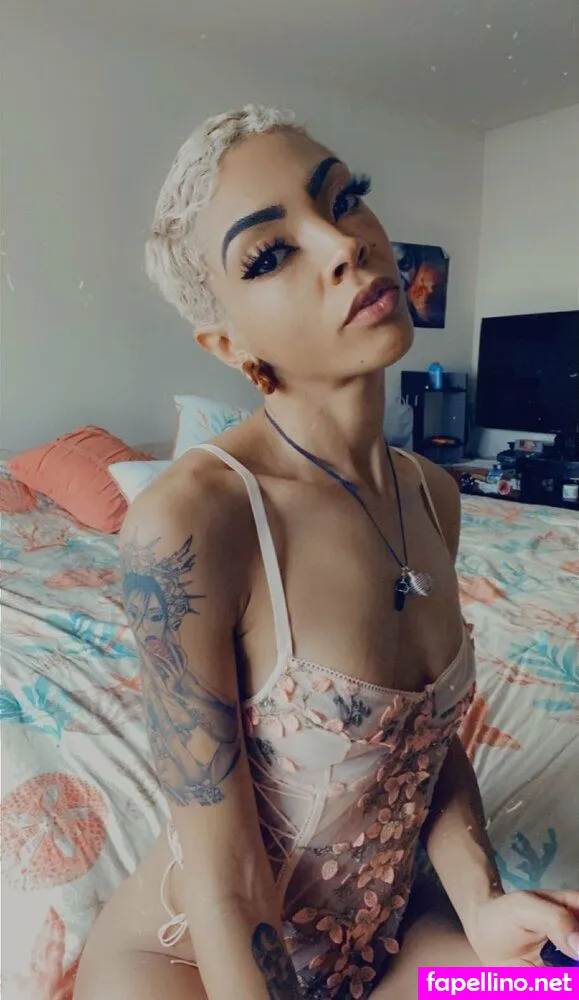queenie_free, queenie_wyk Nude Leaked OnlyFans Photo #Cz3pMJhyYf