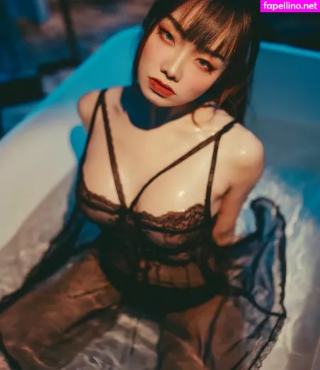 Queenie Lam OnlyFans Thumbnail #opsKVVrs2L