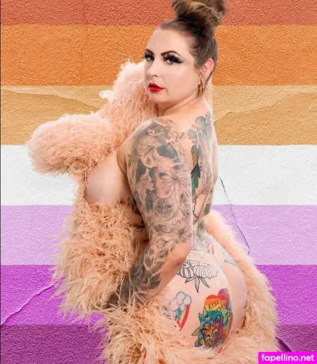 Queenie Von Curves OnlyFans Thumbnail #xTlrdEKbgz