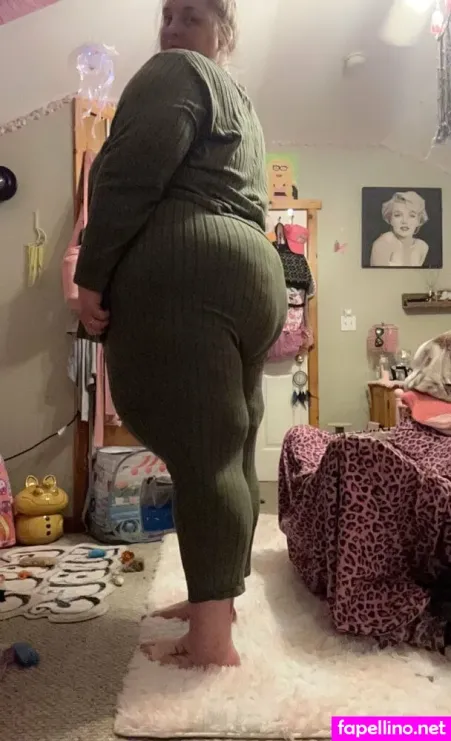 Queenjaimeebbw91 OnlyFans Thumbnail #mGGChmZzVT