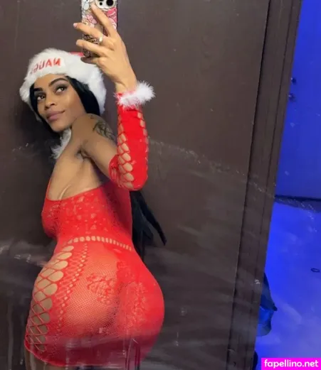 Queenjamie OnlyFans Thumbnail #2RIEgYLtvb