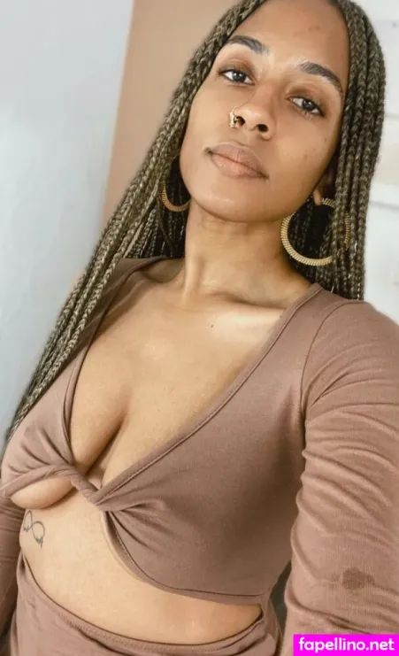 Queenjanine99 OnlyFans Thumbnail #EVv5nzMsoc