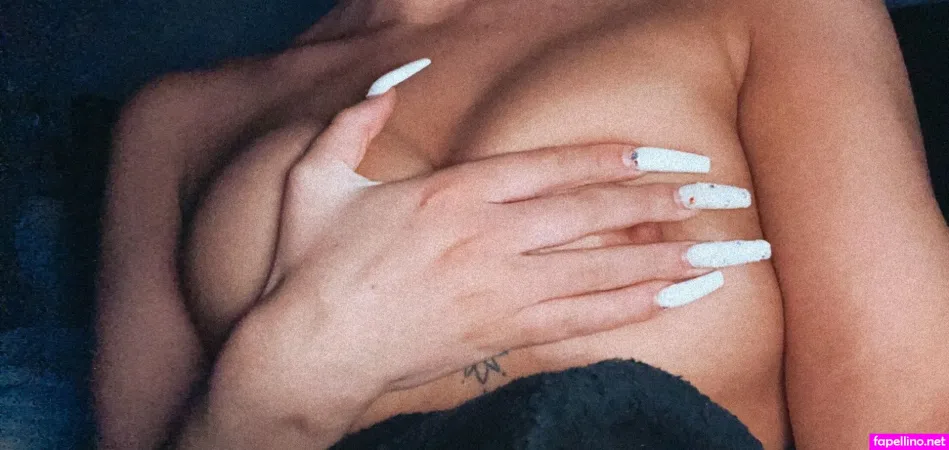 Queenkenneyy OnlyFans Thumbnail #oL8skYtFYx