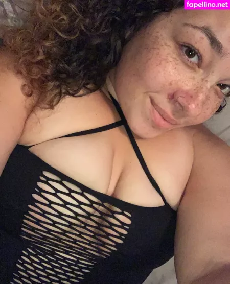 Queenkenz28 OnlyFans Thumbnail #0uh8OV2Dpt