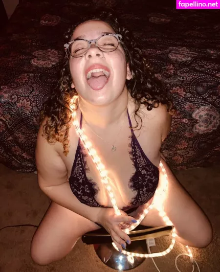 Queenkenz28 OnlyFans Thumbnail #XYSCtYMjbT