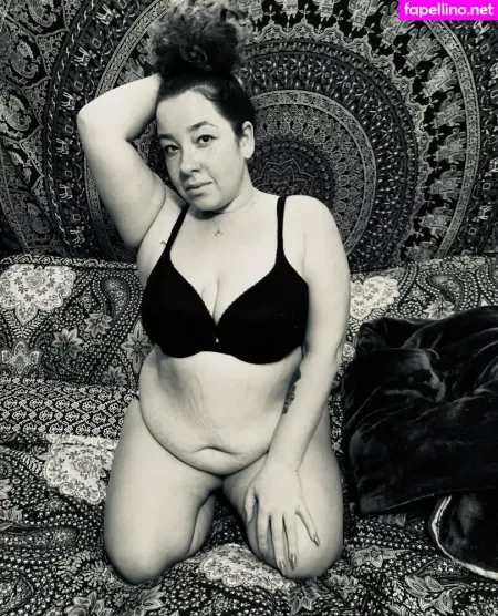 Queenkenz28 OnlyFans Thumbnail #e5nCCX5IJ9