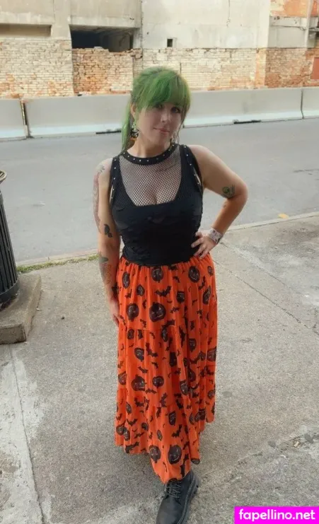 Queenkryptid OnlyFans Thumbnail #DyOMewDGHC