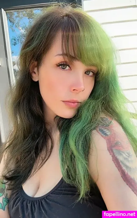 Queenkryptid OnlyFans Thumbnail #Y6ta5zCbU3