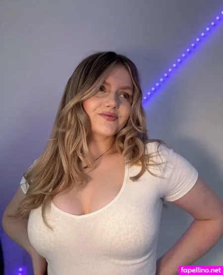 Queenlenii OnlyFans Thumbnail #ogs3iYGfPl