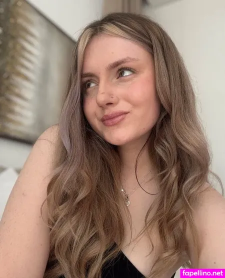 Queenlenii OnlyFans Thumbnail #rTboQjkbYH