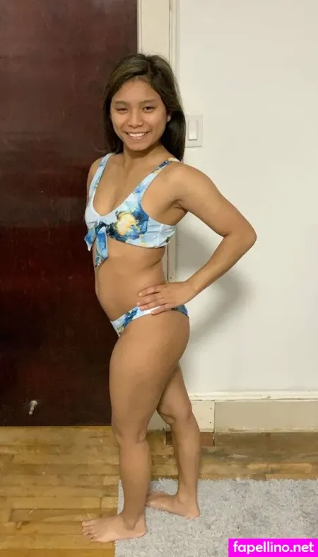 Queenlittlebrat OnlyFans Thumbnail #2t7I8PTdEW
