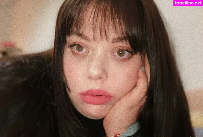 Queenmaison OnlyFans Thumbnail #mJ4GiTF1CG