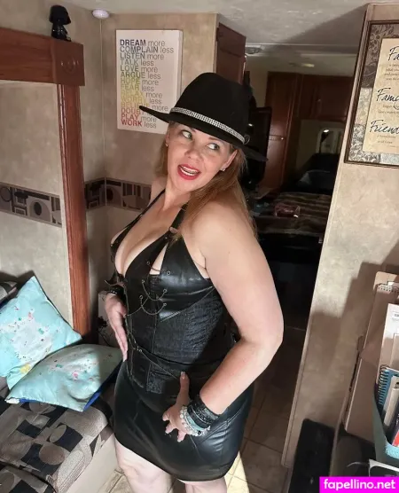 Queenmaryhunter OnlyFans Thumbnail #UiKe1KfTIb